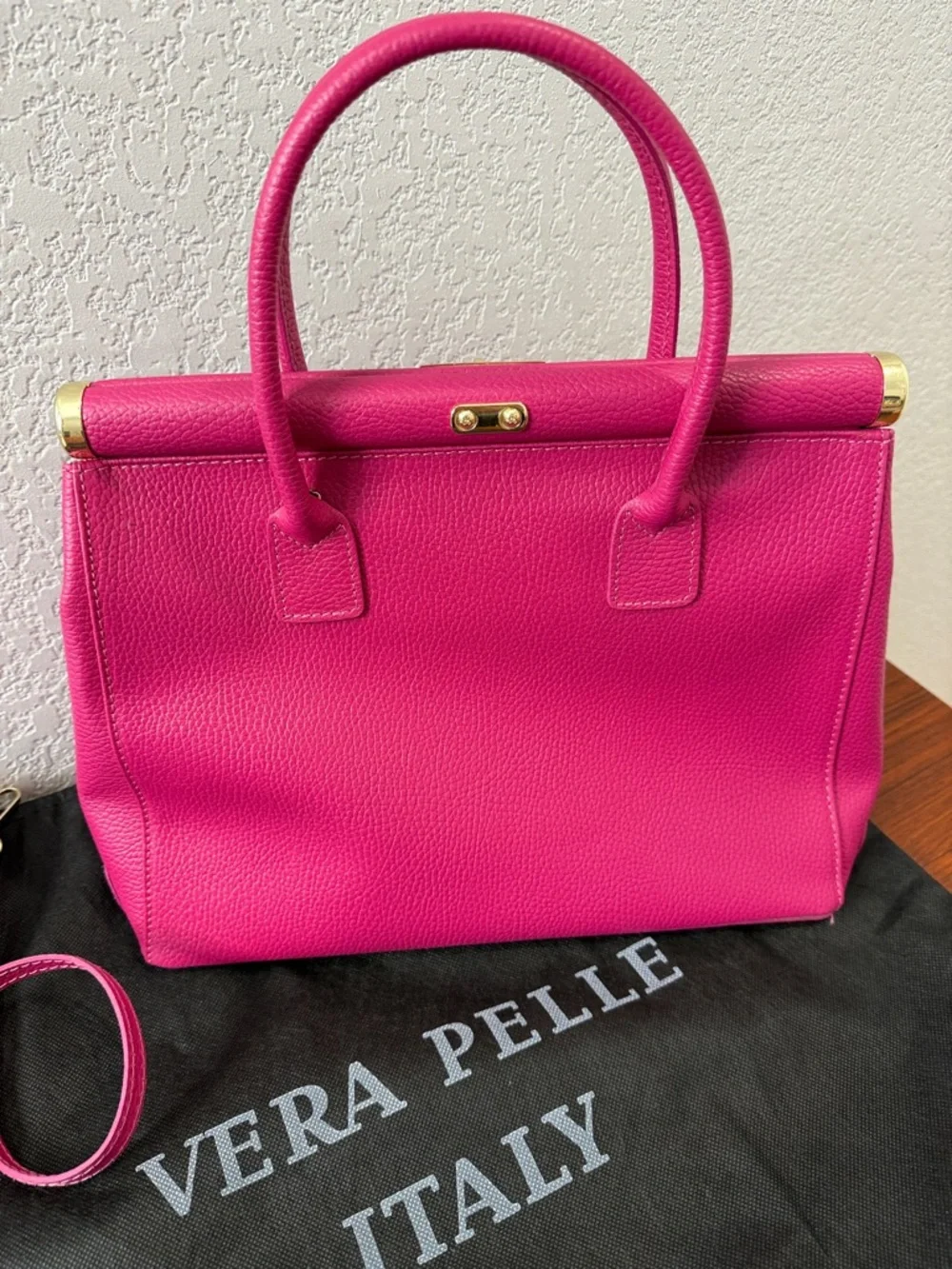 Vera Pelle Bright Fuchsia Leather Top-Handle Bag with Heart Charm